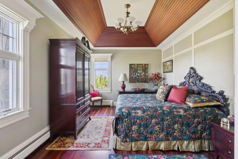 17 Seaview Avenue Kennebunkport ME 04046