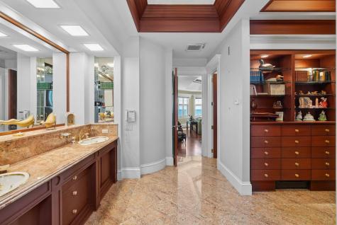 17 Seaview Avenue Kennebunkport ME 04046