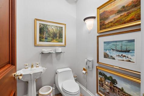 17 Seaview Avenue Kennebunkport ME 04046