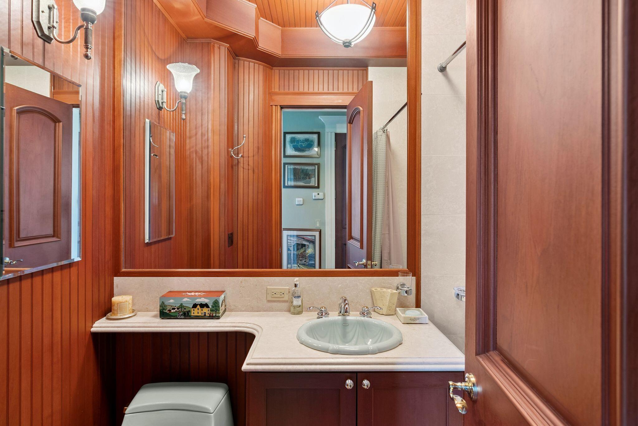 17 Seaview Avenue Kennebunkport ME 04046