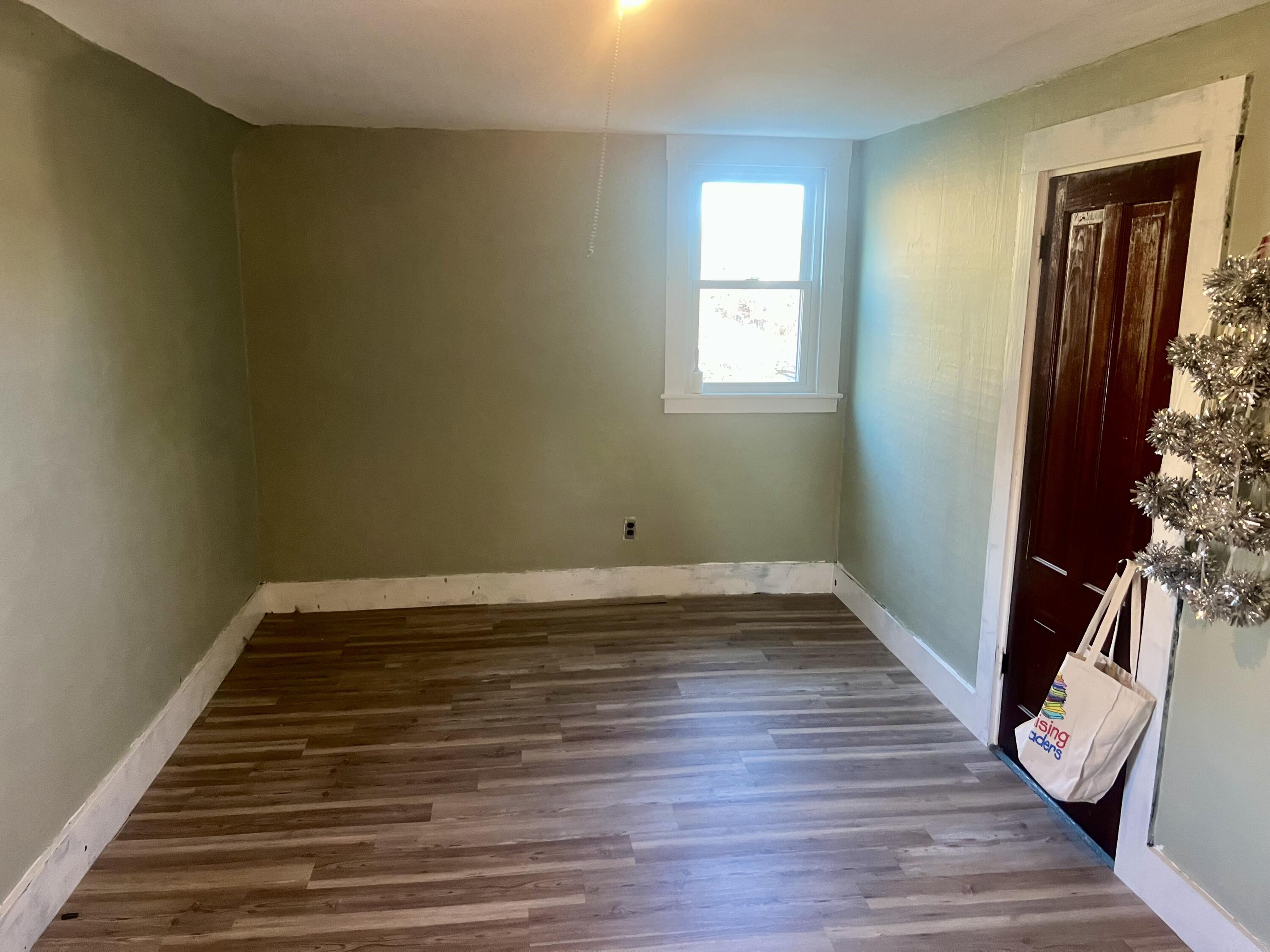 28 Vienna Road Chesterville ME 04938