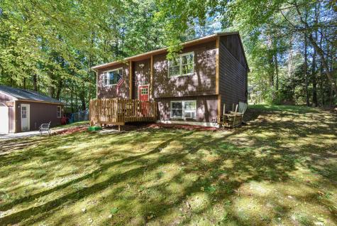 35 Oak Street Casco ME 04015