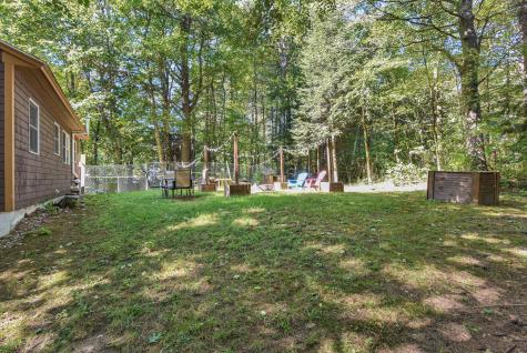 35 Oak Street Casco ME 04015