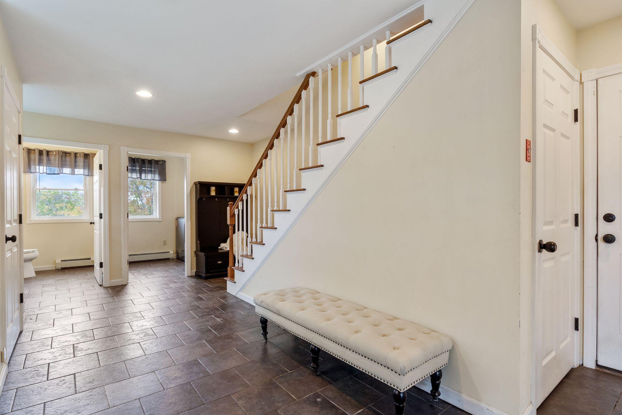 29 High Point Place Bradley ME 04411