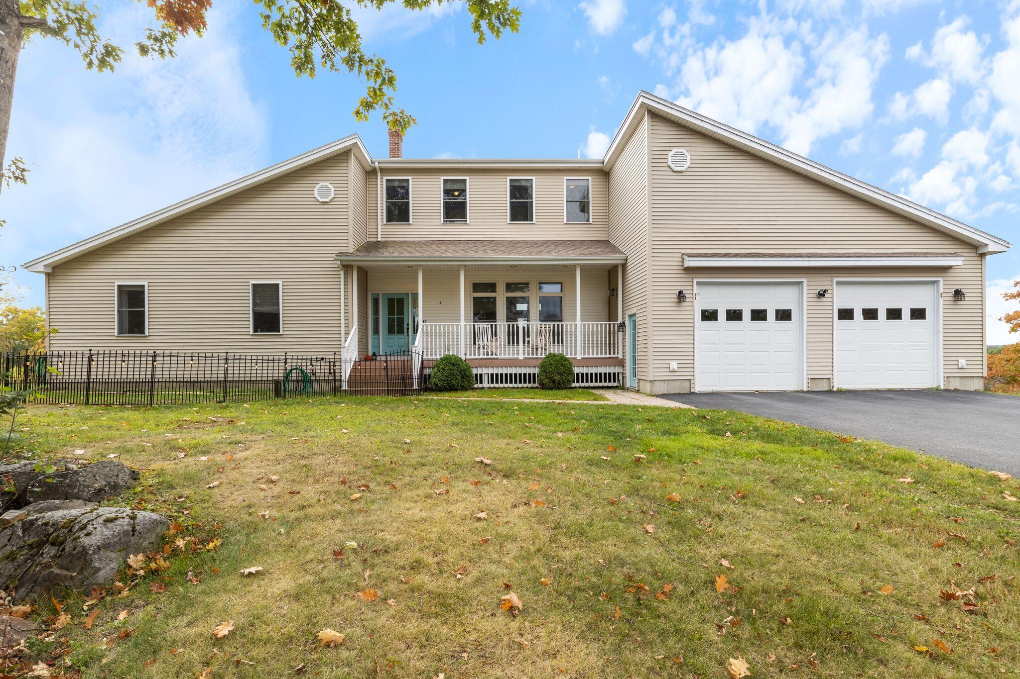 29 High Point Place Bradley ME 04411