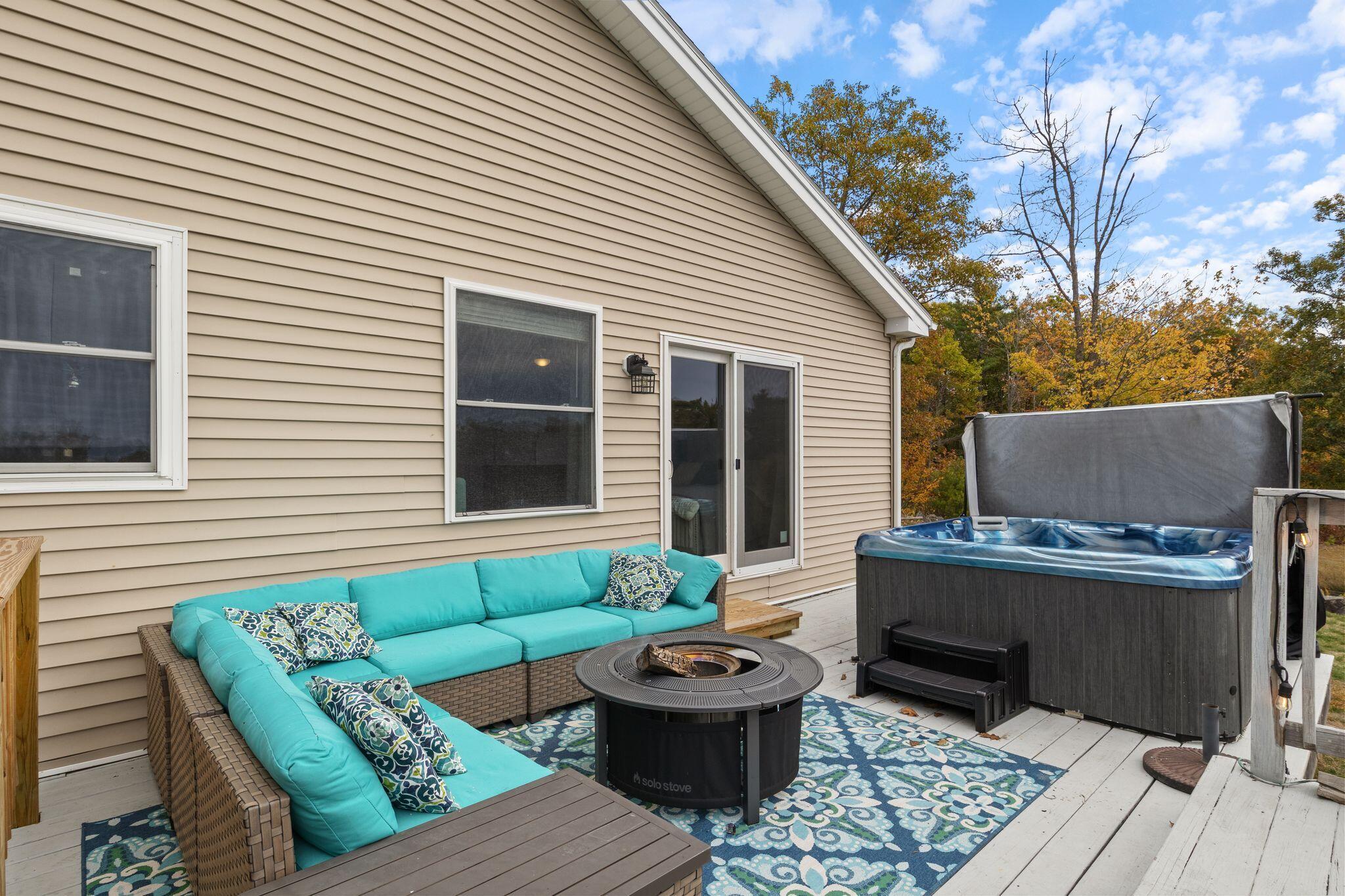 29 High Point Place Bradley ME 04411