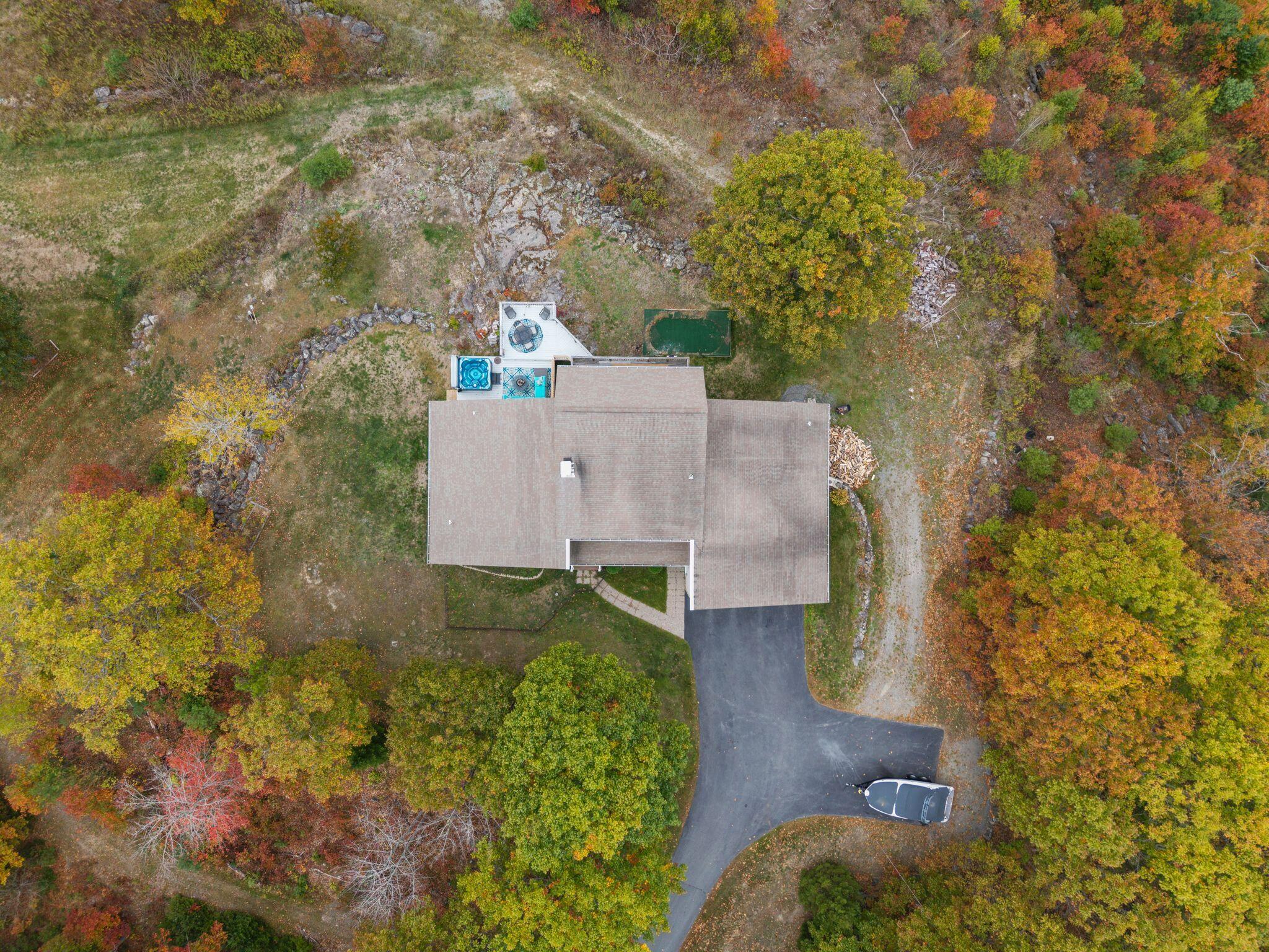 29 High Point Place Bradley ME 04411