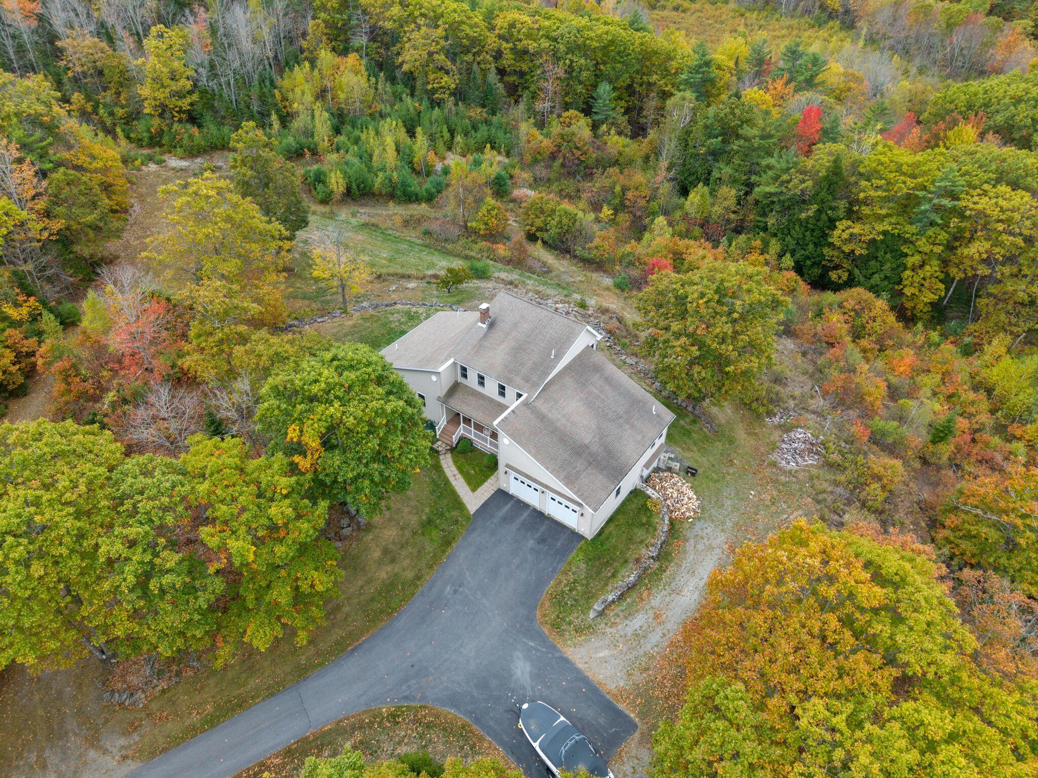 29 High Point Place Bradley ME 04411