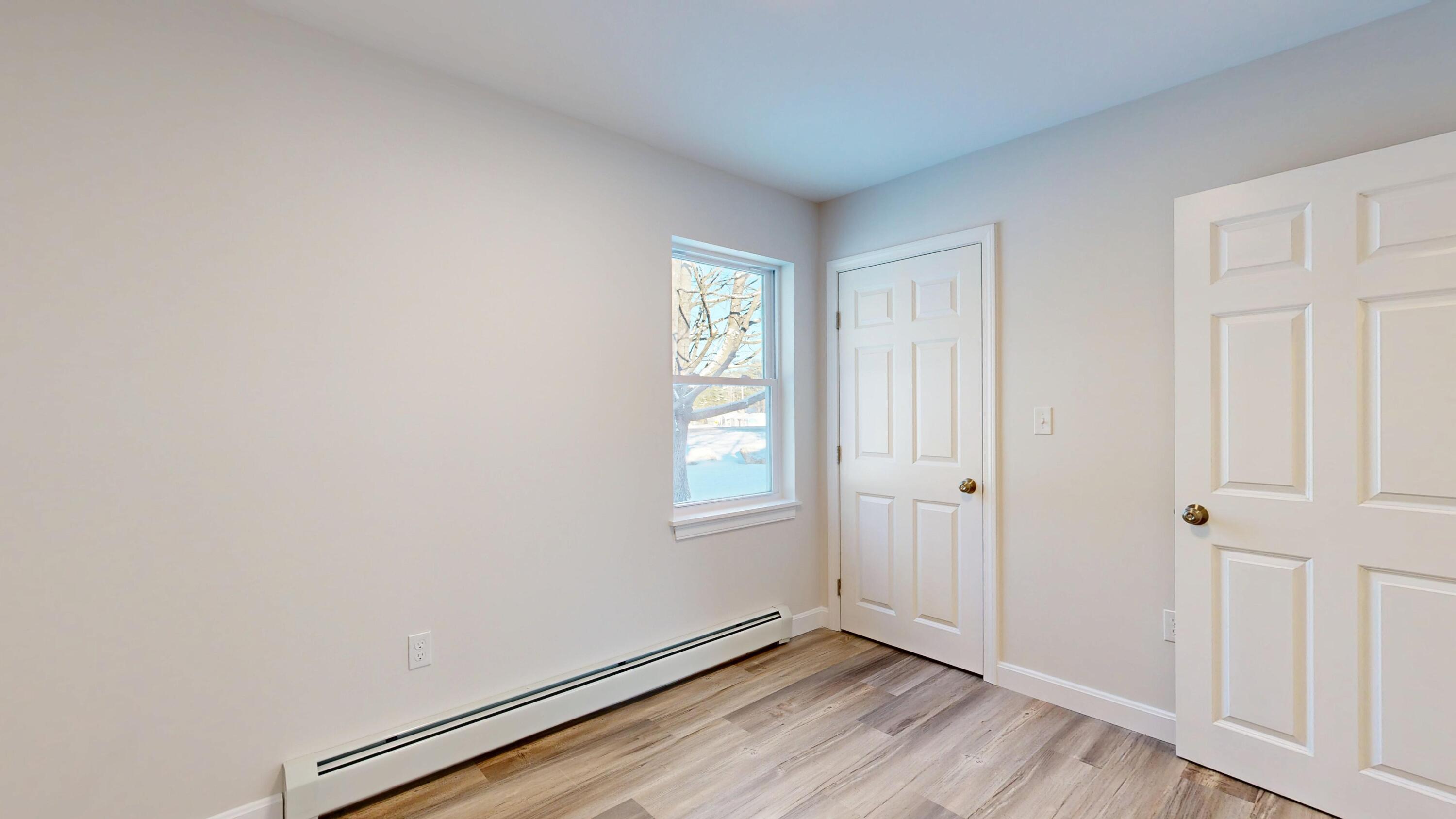 4 Old Lisbon Road Lewiston ME 04240