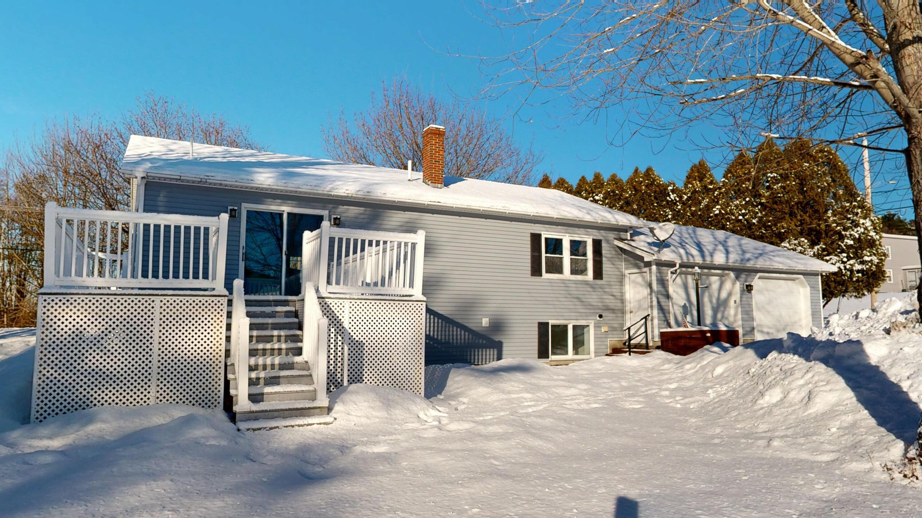 4 Old Lisbon Road Lewiston ME 04240