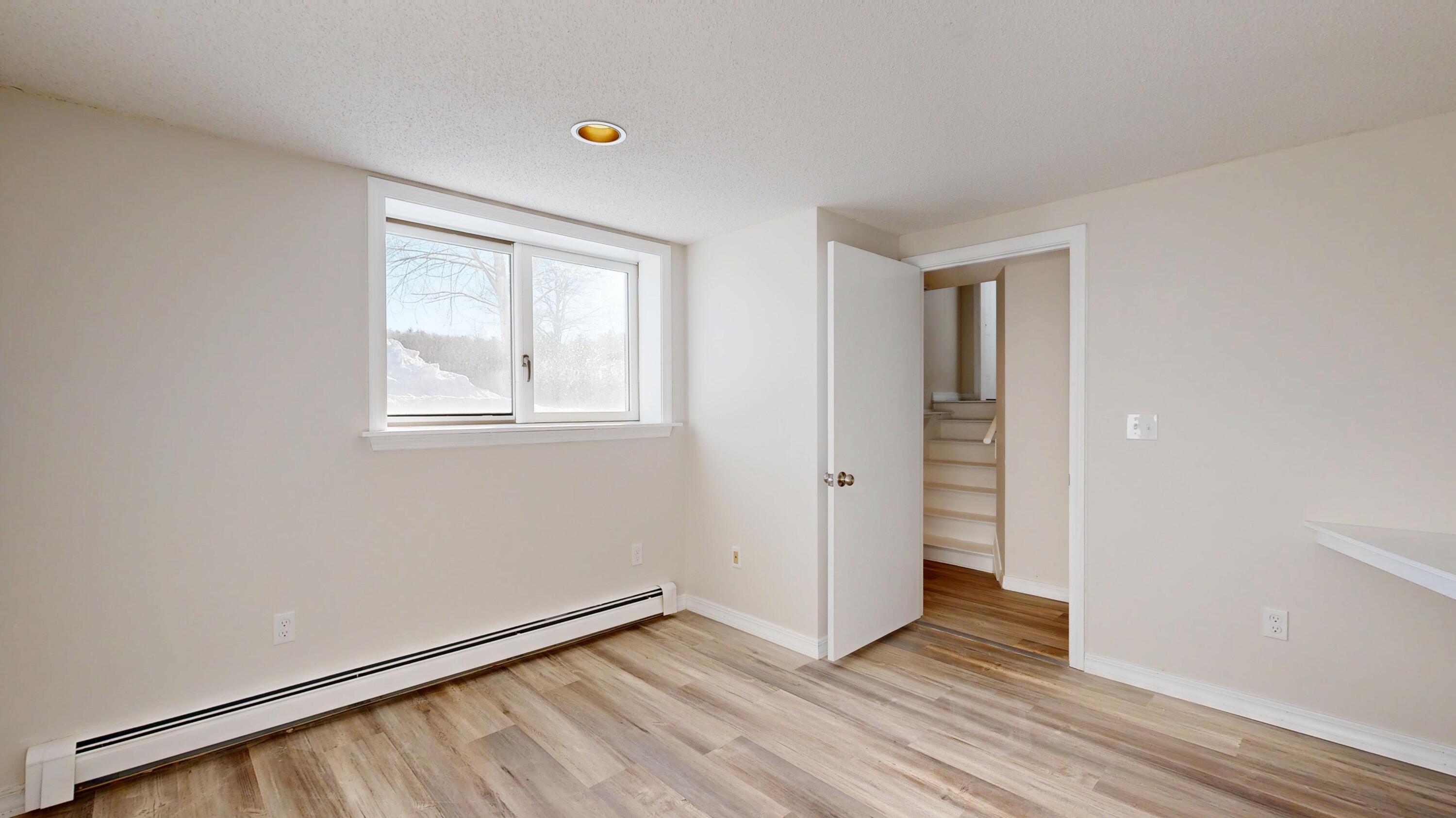 4 Old Lisbon Road Lewiston ME 04240