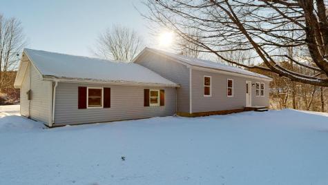 4 Old Lisbon Road Lewiston ME 04240