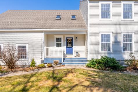 12 Wyman Way Cumberland ME 04021