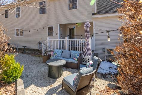 12 Wyman Way Cumberland ME 04021