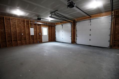 12 Car-ty Court Lewiston ME 04240