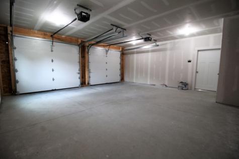 12 Car-ty Court Lewiston ME 04240