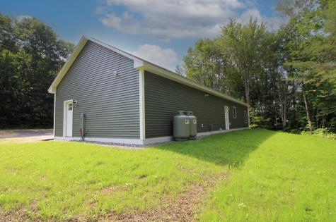 12 Car-ty Court Lewiston ME 04240