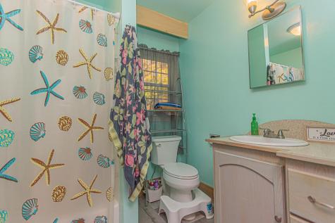 184 Barlen Street Farmington ME 04938