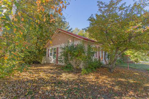 184 Barlen Street Farmington ME 04938