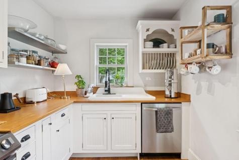 26 Arbutus Avenue South Portland ME 04106