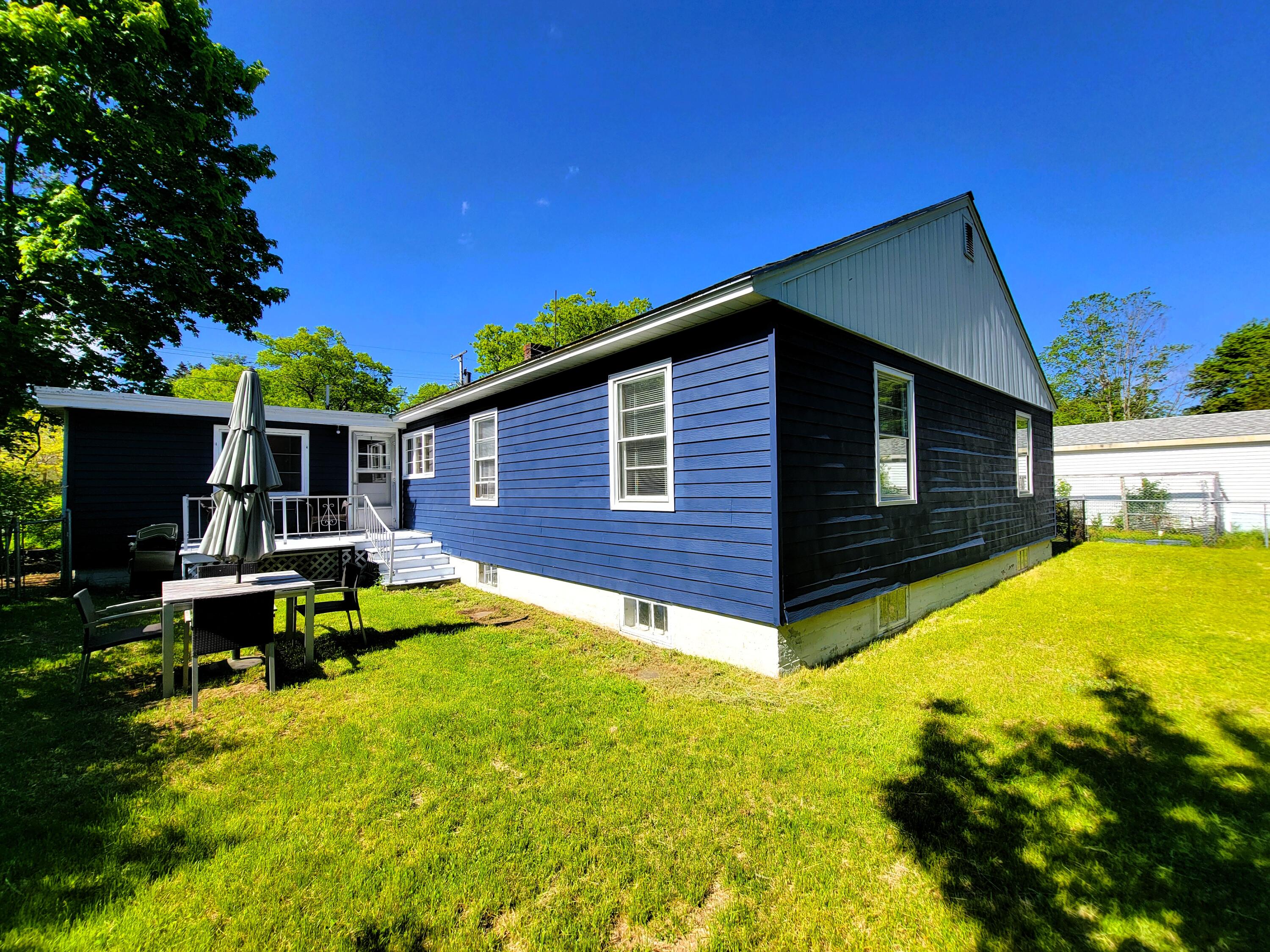 28 1/2 Mclellan Street Brunswick ME 04011