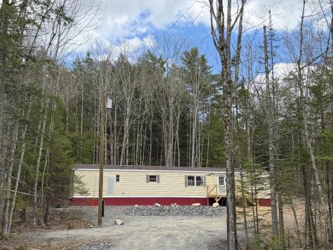 896 Middle Road Dresden ME 04342