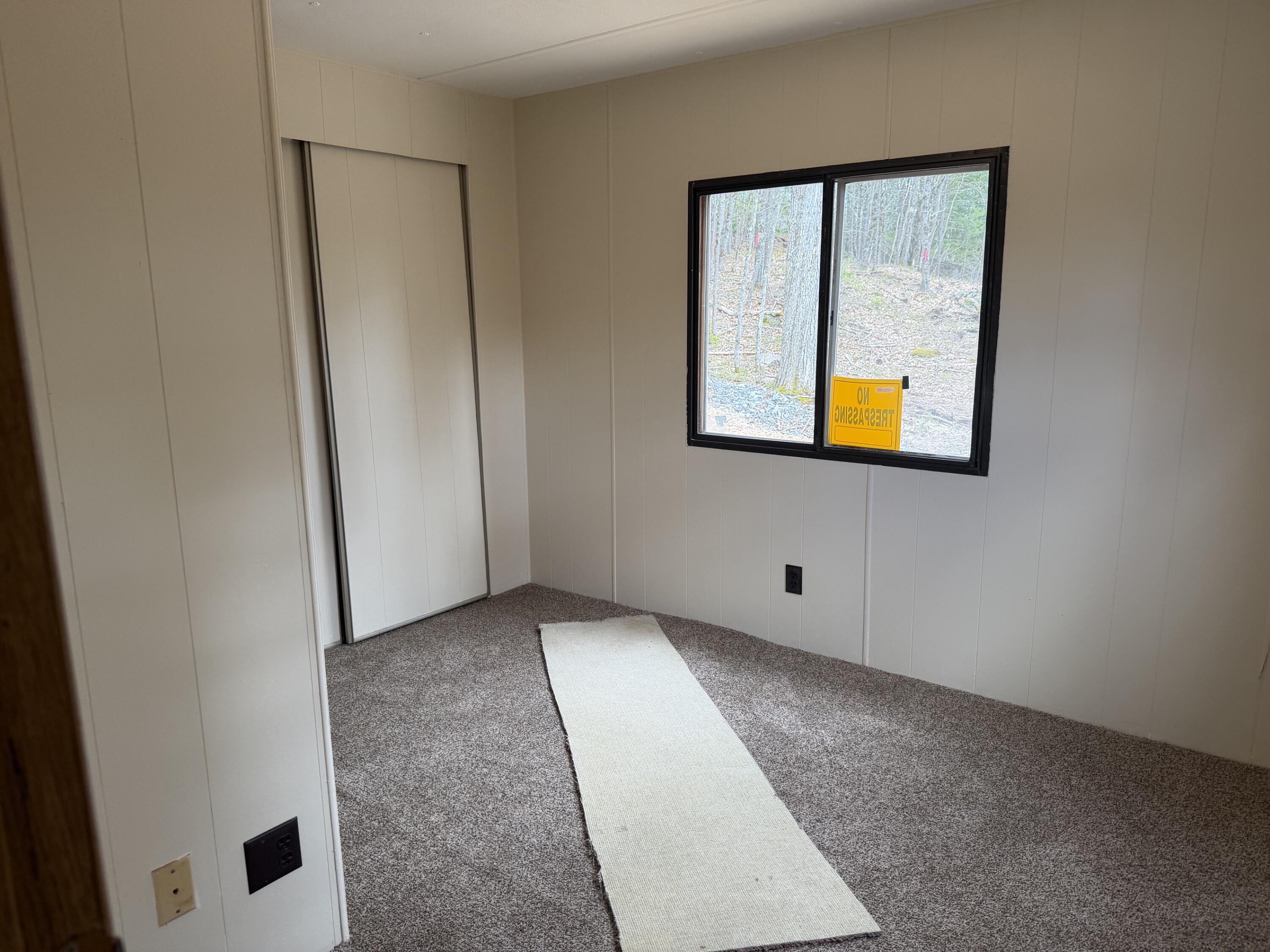 896 Middle Road Dresden ME 04342