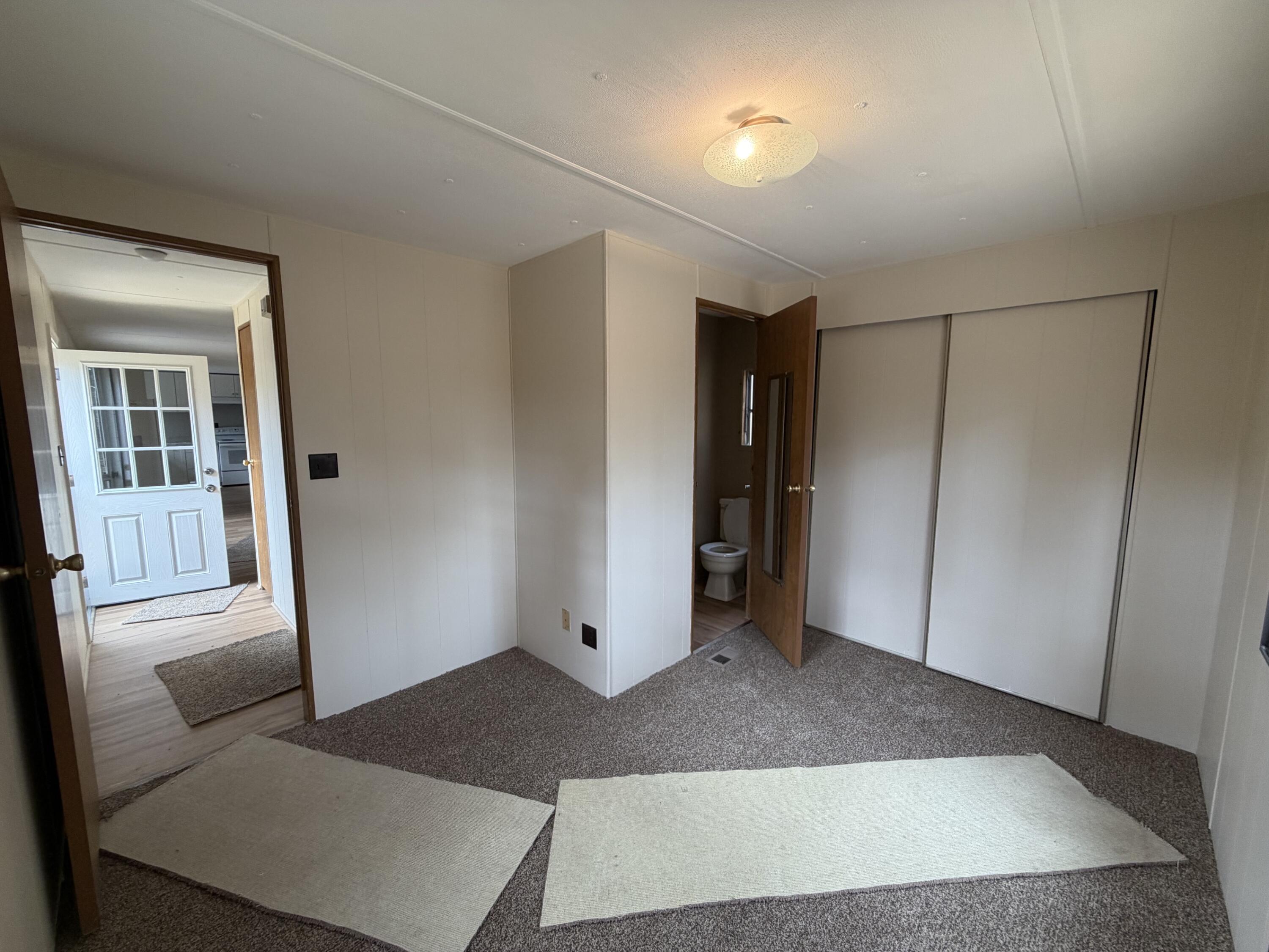 896 Middle Road Dresden ME 04342
