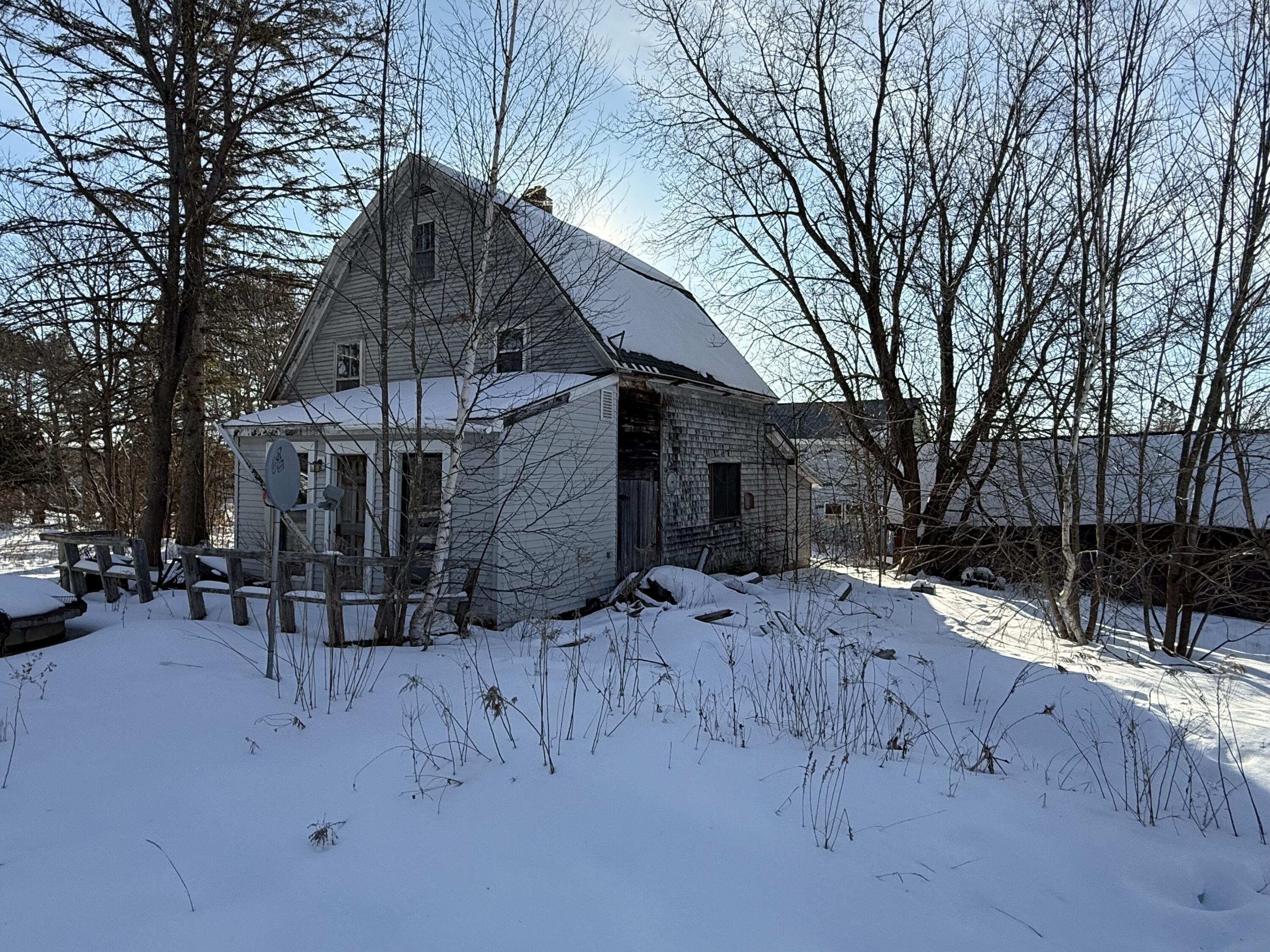 9 Daggett Street Milo ME 04463