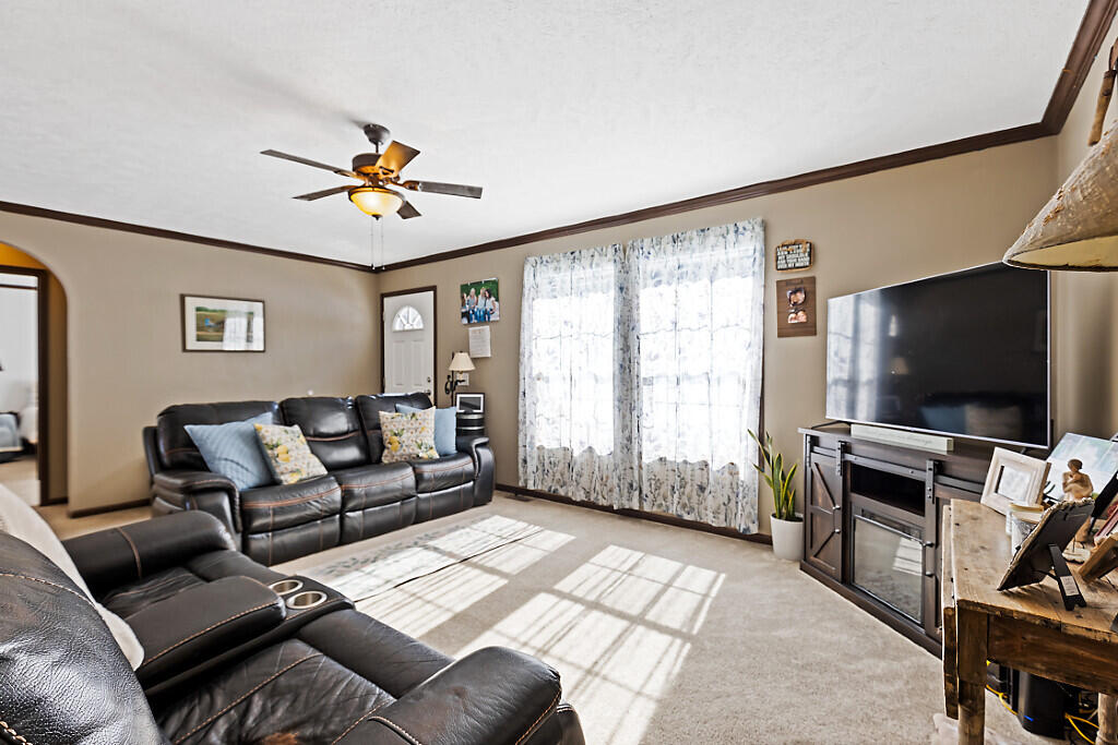 14 Penney Lane Greene ME 04236