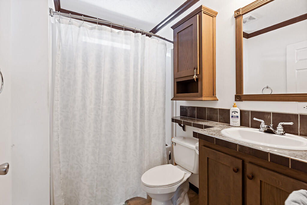 14 Penney Lane Greene ME 04236