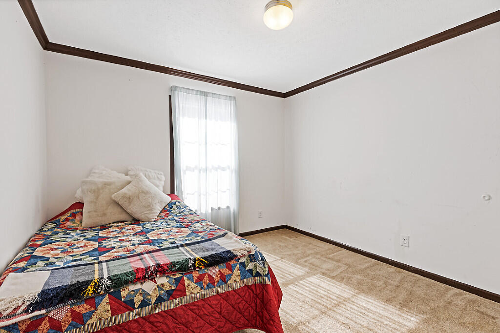 14 Penney Lane Greene ME 04236