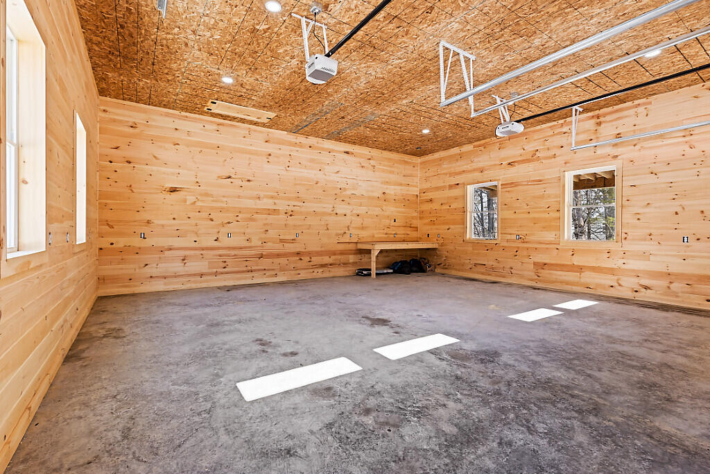 14 Penney Lane Greene ME 04236