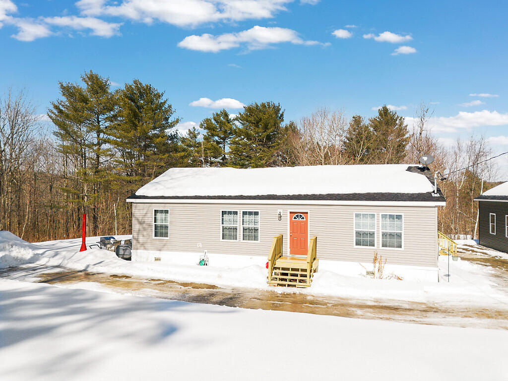 14 Penney Lane Greene ME 04236