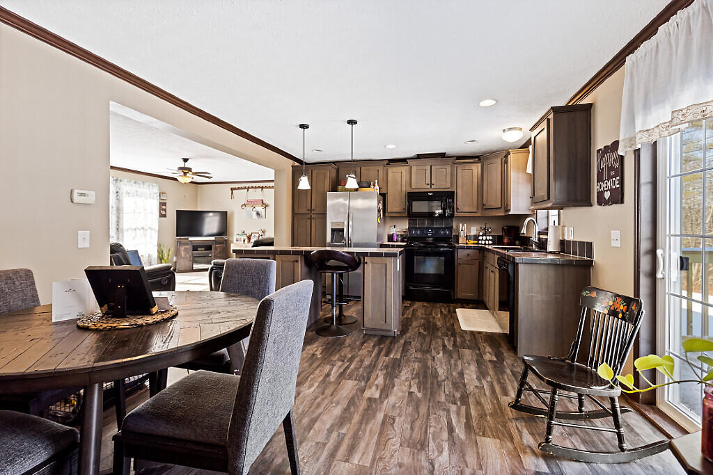 14 Penney Lane Greene ME 04236