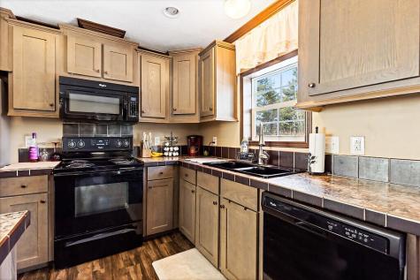 14 Penney Lane Greene ME 04236