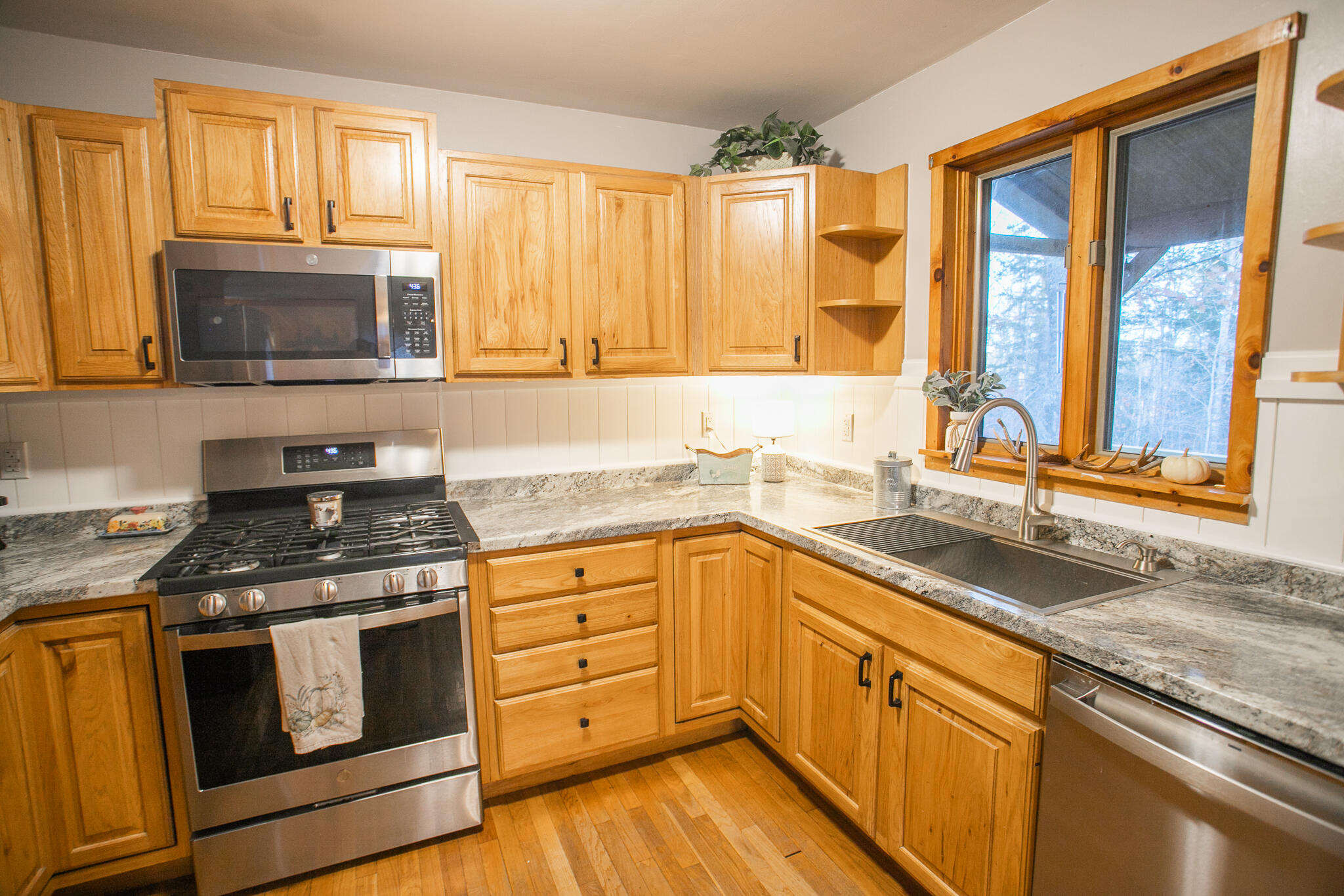 172 Tannery Loop Amherst ME 04605