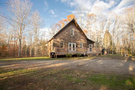 172 Tannery Loop Amherst ME 04605