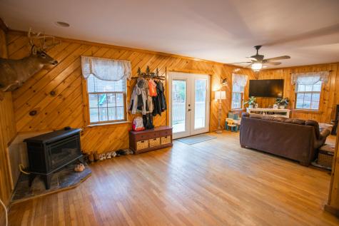 172 Tannery Loop Amherst ME 04605