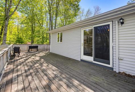 21 Melden Drive Brunswick ME 04011