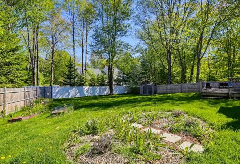 21 Melden Drive Brunswick ME 04011