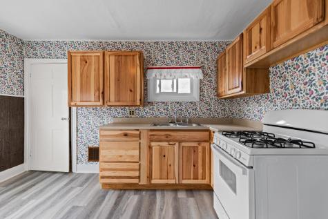 96 Maple Street Cornish ME 04020