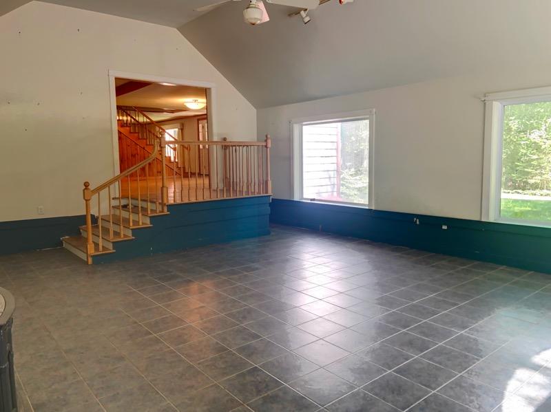 31 Roseanne Drive Winthrop ME 04364