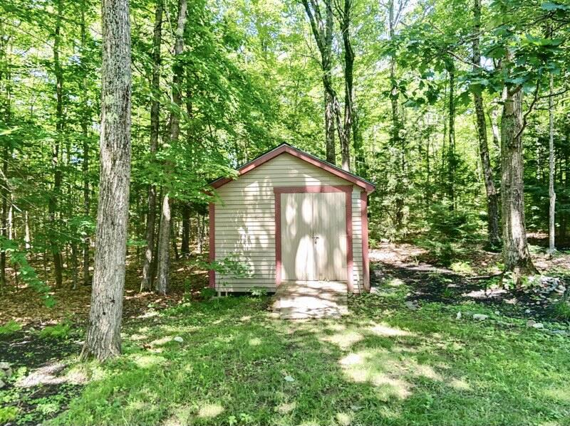 31 Roseanne Drive Winthrop ME 04364