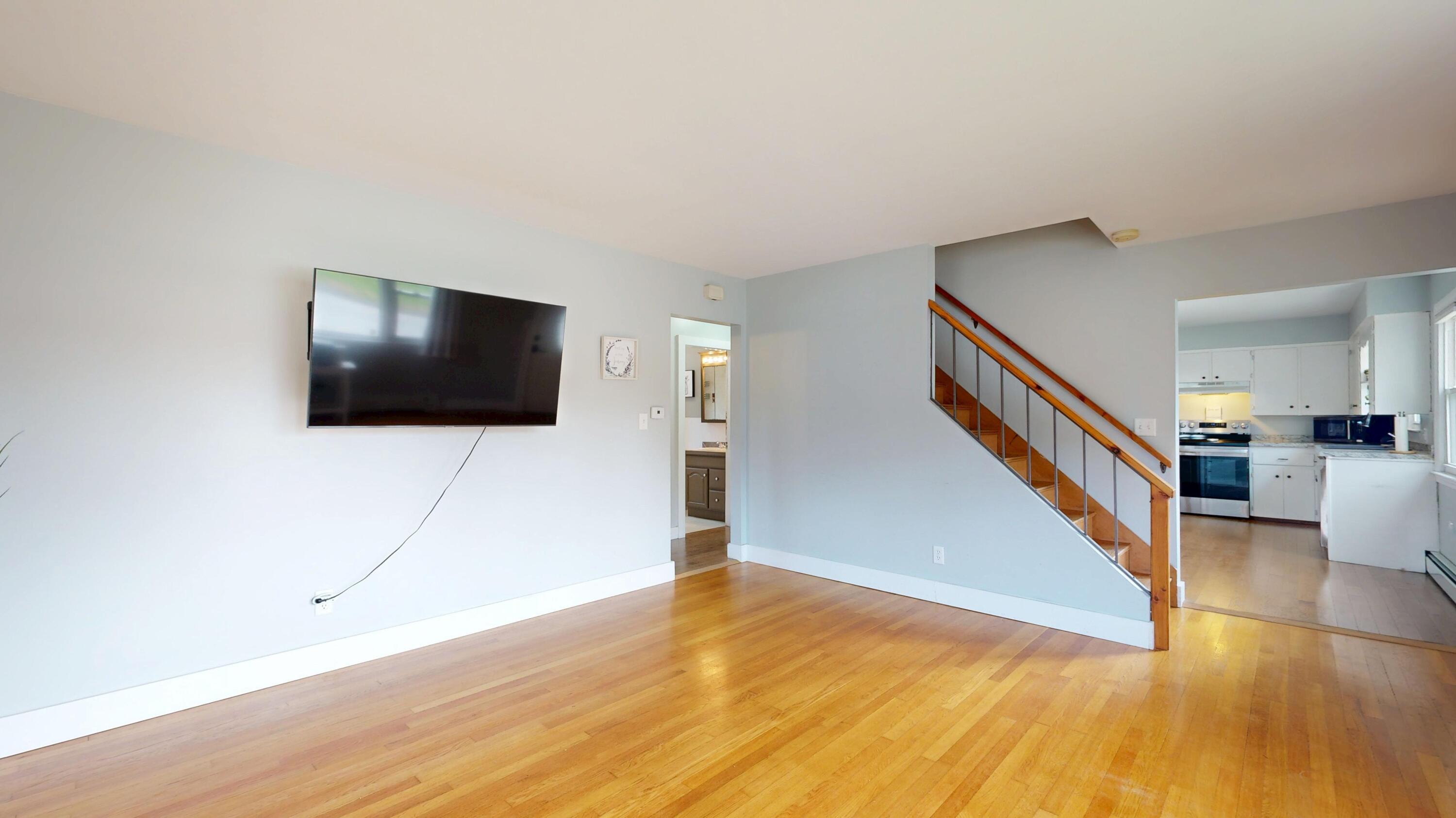 4 Arbania Street Auburn ME 04210