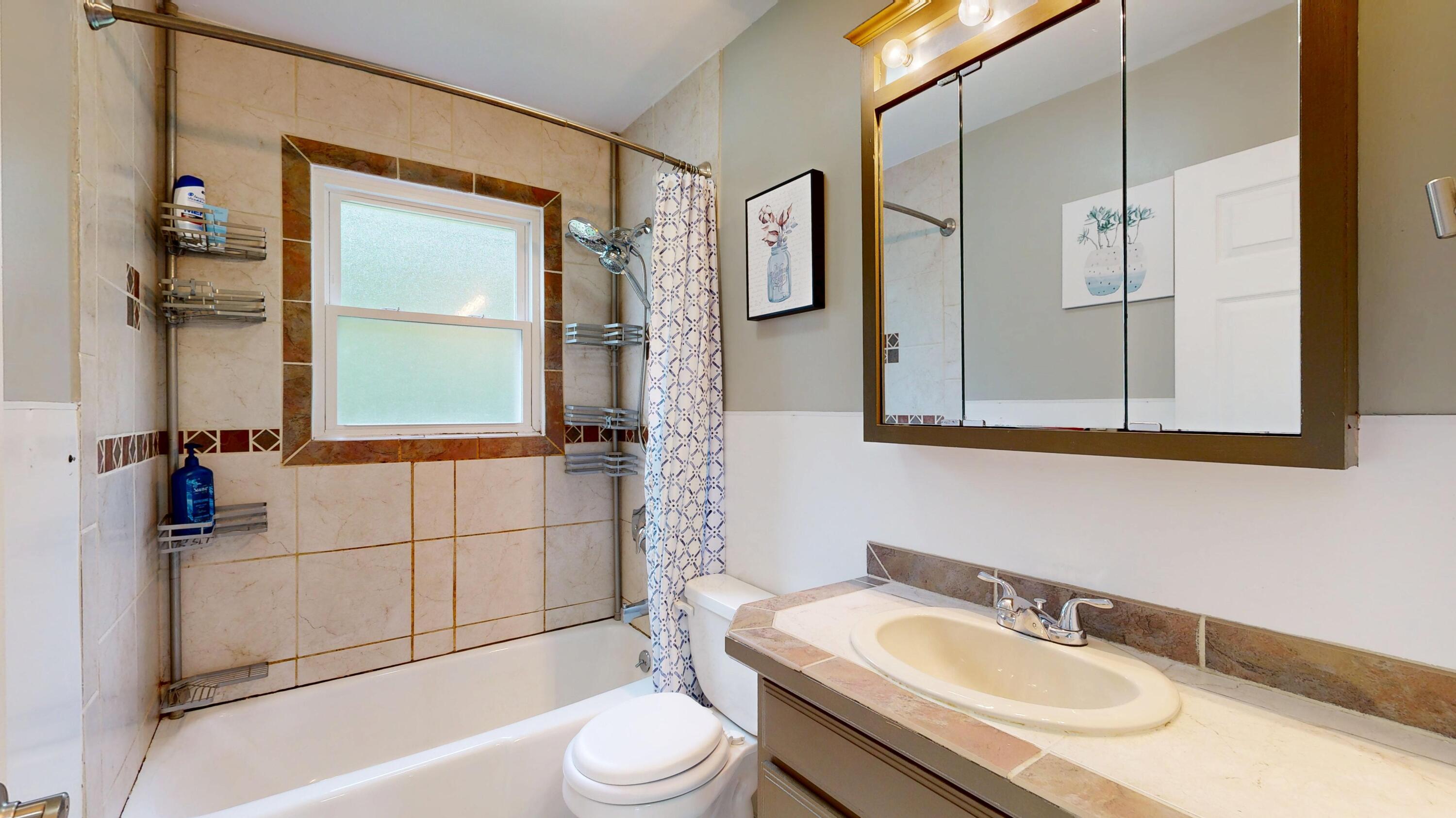 4 Arbania Street Auburn ME 04210