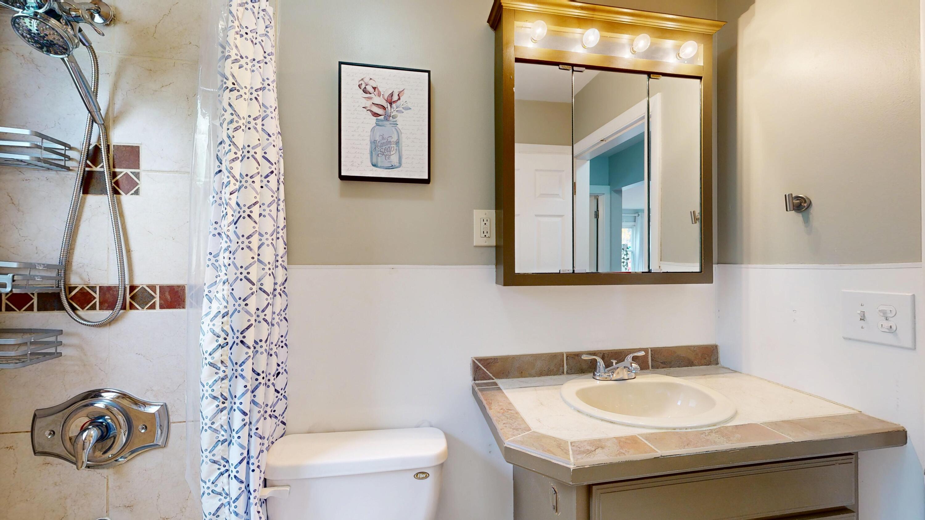 4 Arbania Street Auburn ME 04210