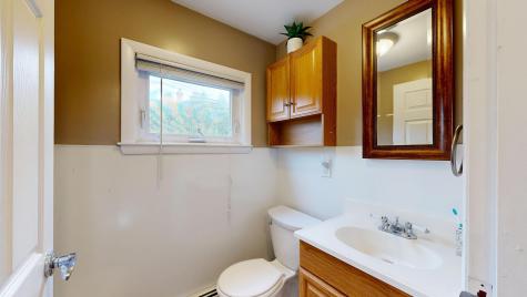 4 Arbania Street Auburn ME 04210