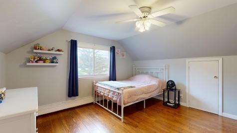 4 Arbania Street Auburn ME 04210