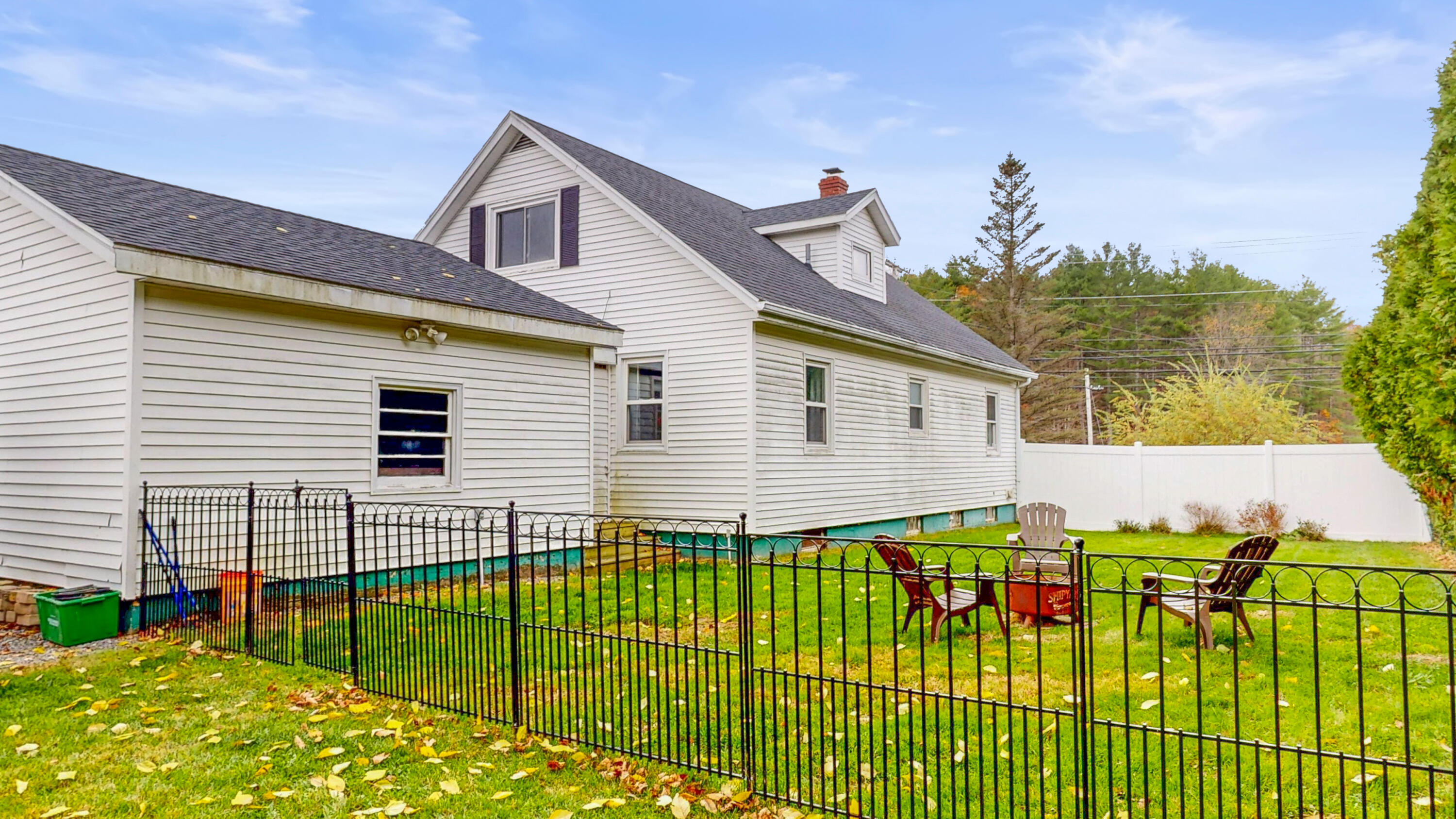 4 Arbania Street Auburn ME 04210